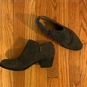 Naturalizer Women Zarie Elephant Suede Ankle Boot